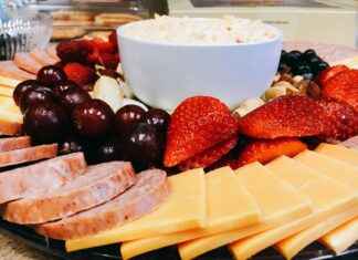 Kadınlar İçin En Şık Takım Elbise Modelleri Kadınlar İçin En Şık Takım Elbise Modelleri